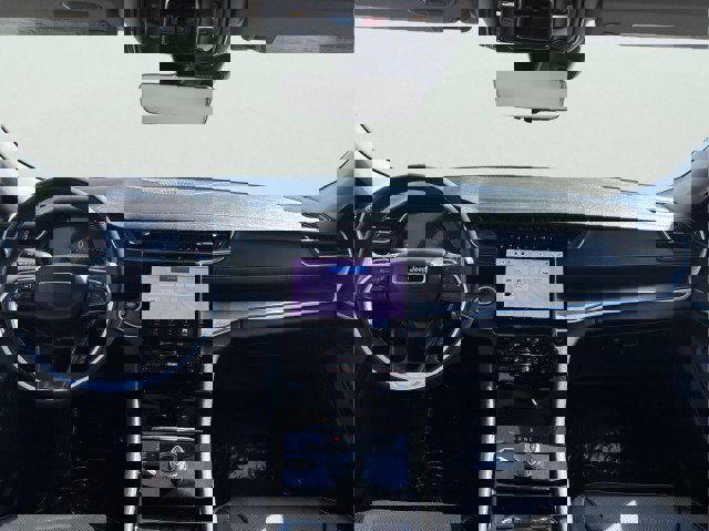 Used 2023 Jeep Grand Cherokee Limited w/ Luxury Tech Group II image 22