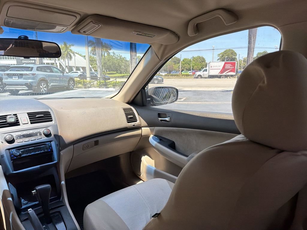 Used 2003 Honda Accord LX image 11