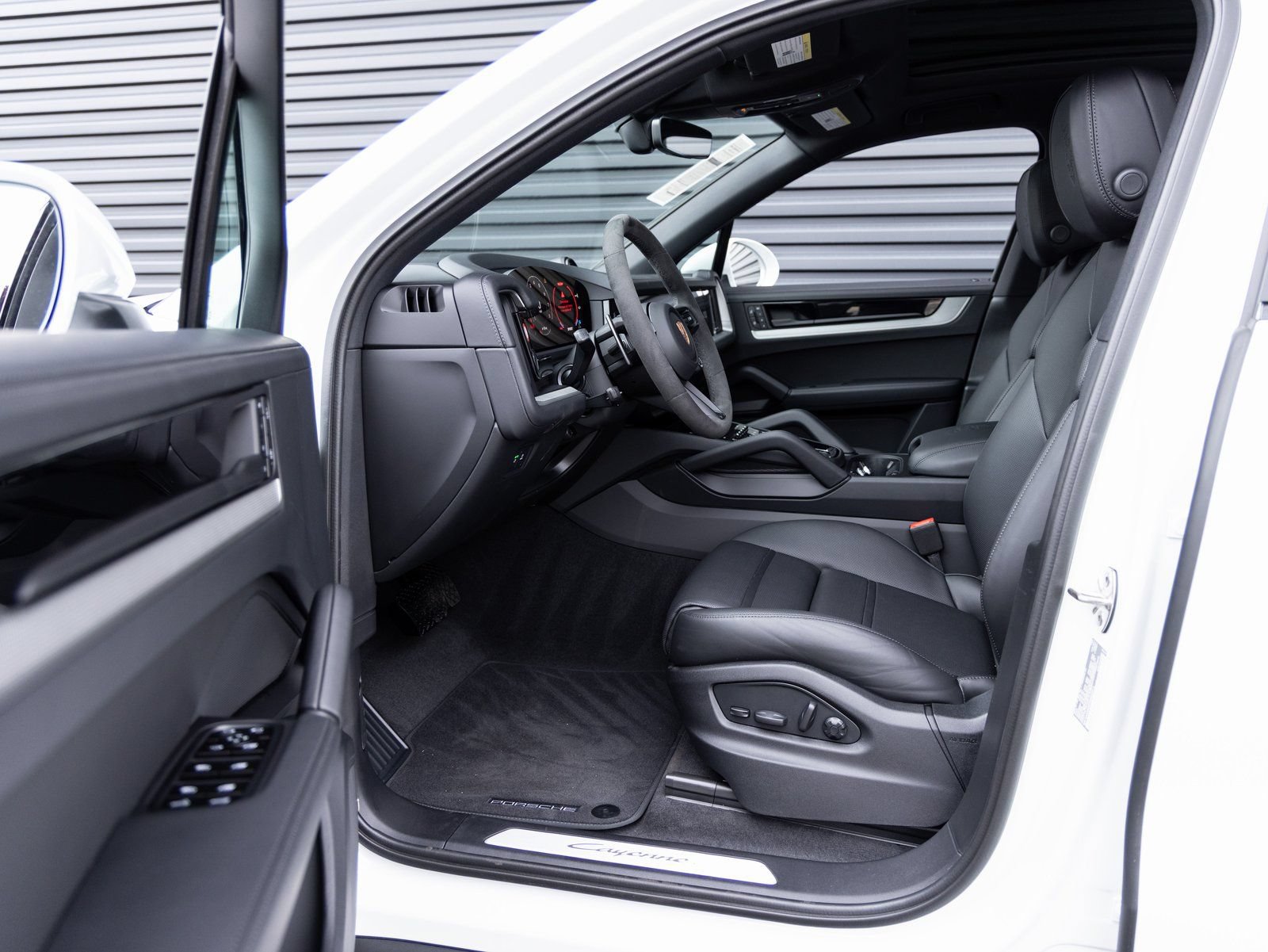 New 2026 Porsche Cayenne AWD/4WD image 24