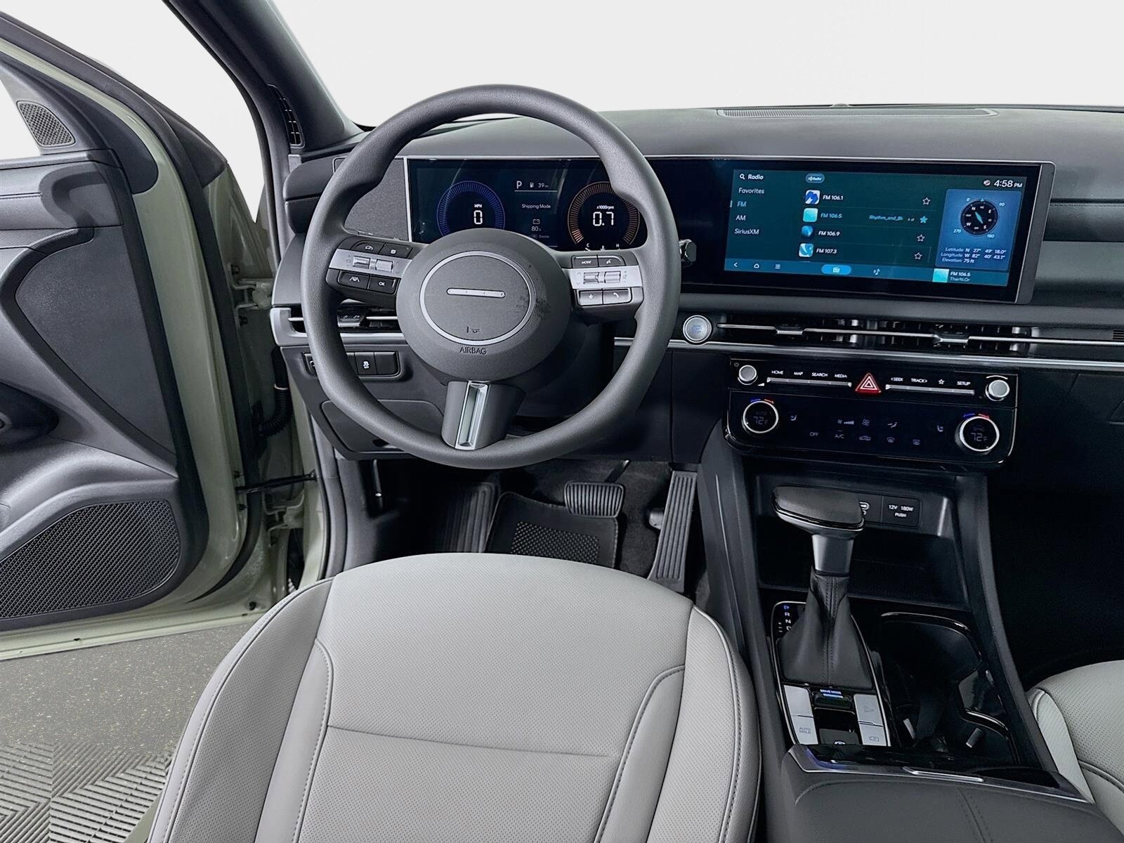 New 2026 Hyundai Santa Cruz SEL FWD image 22