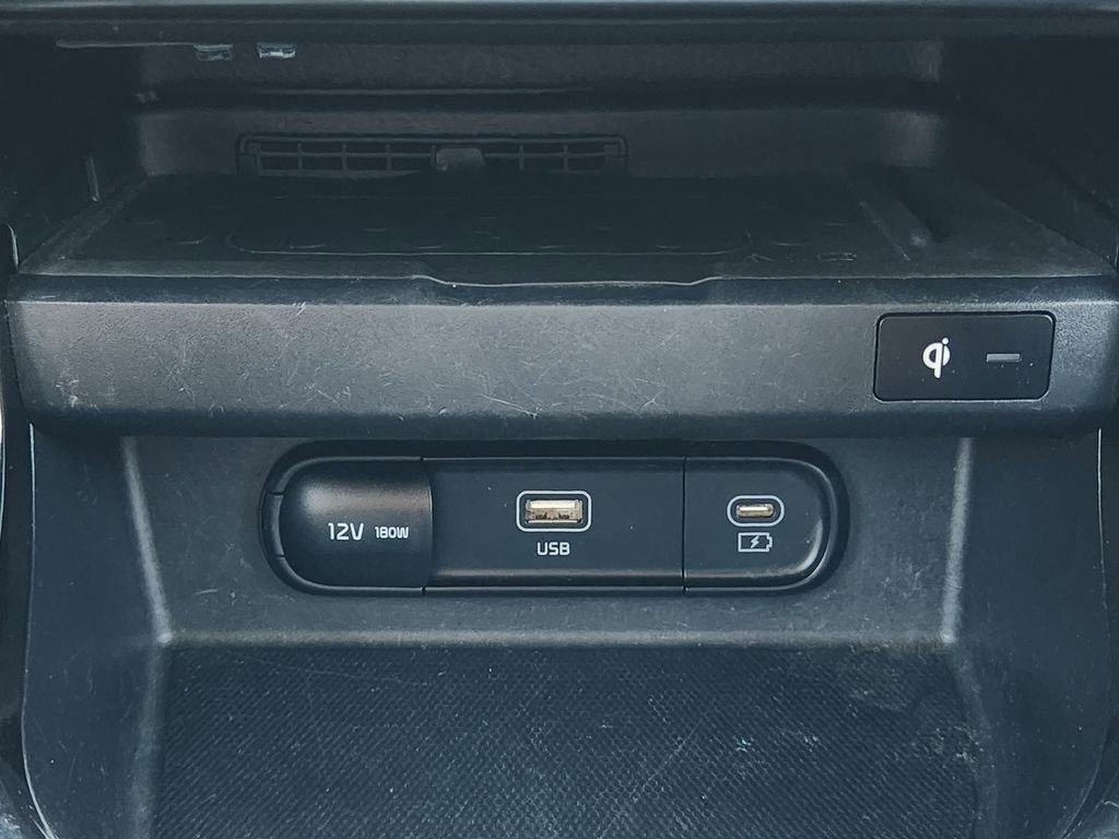 Certified 2025 Kia Seltos EX w/ EX Sunroof Package FWD image 25
