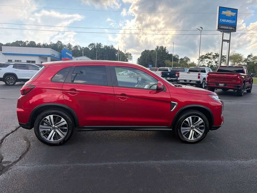 Used 2025 Mitsubishi Outlander Sport ES AWD/4WD image 11