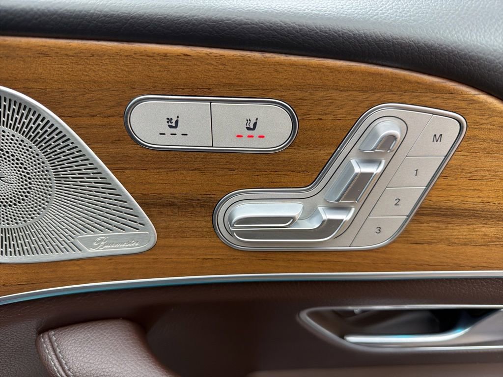 Used 2022 Mercedes-Benz GLS 450 4MATIC image 33