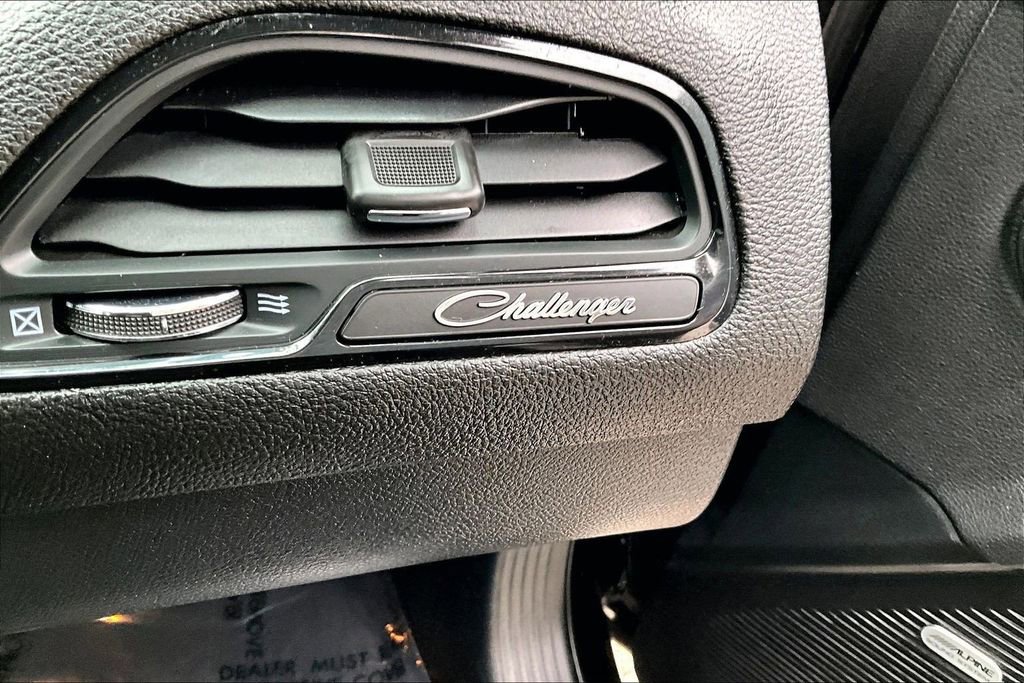 Used 2023 Dodge Challenger SXT w/ Blacktop Package image 8