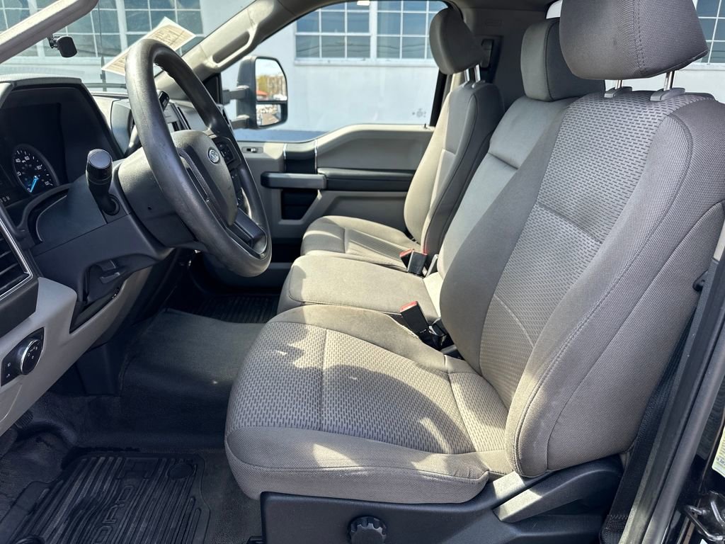 Used 2022 Ford F600 2WD Regular Cab Super Duty image 11