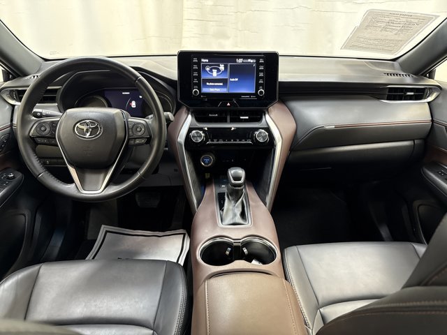 Used 2022 Toyota Venza XLE image 15