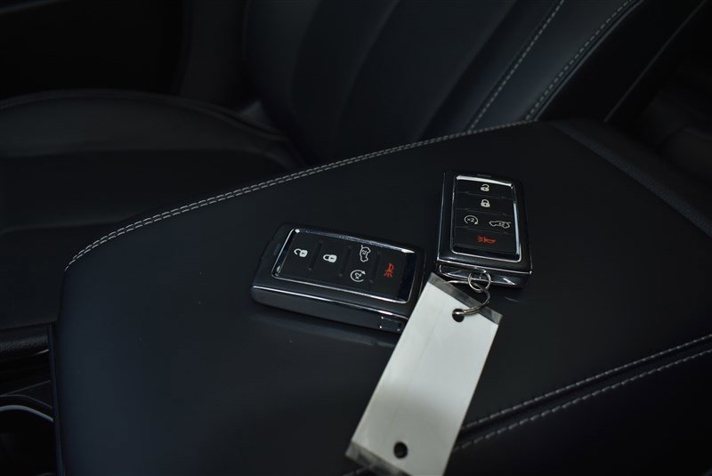 Used 2023 Jeep Grand Cherokee L Overland AWD/4WD image 23