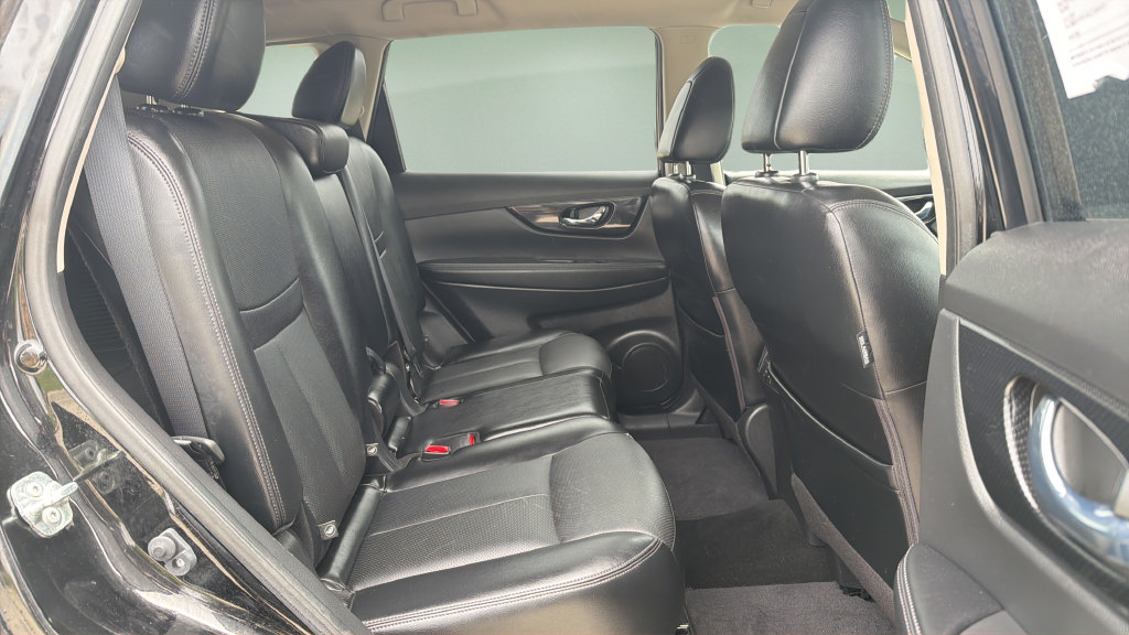 Used 2018 Nissan Rogue SL AWD/4WD image 11