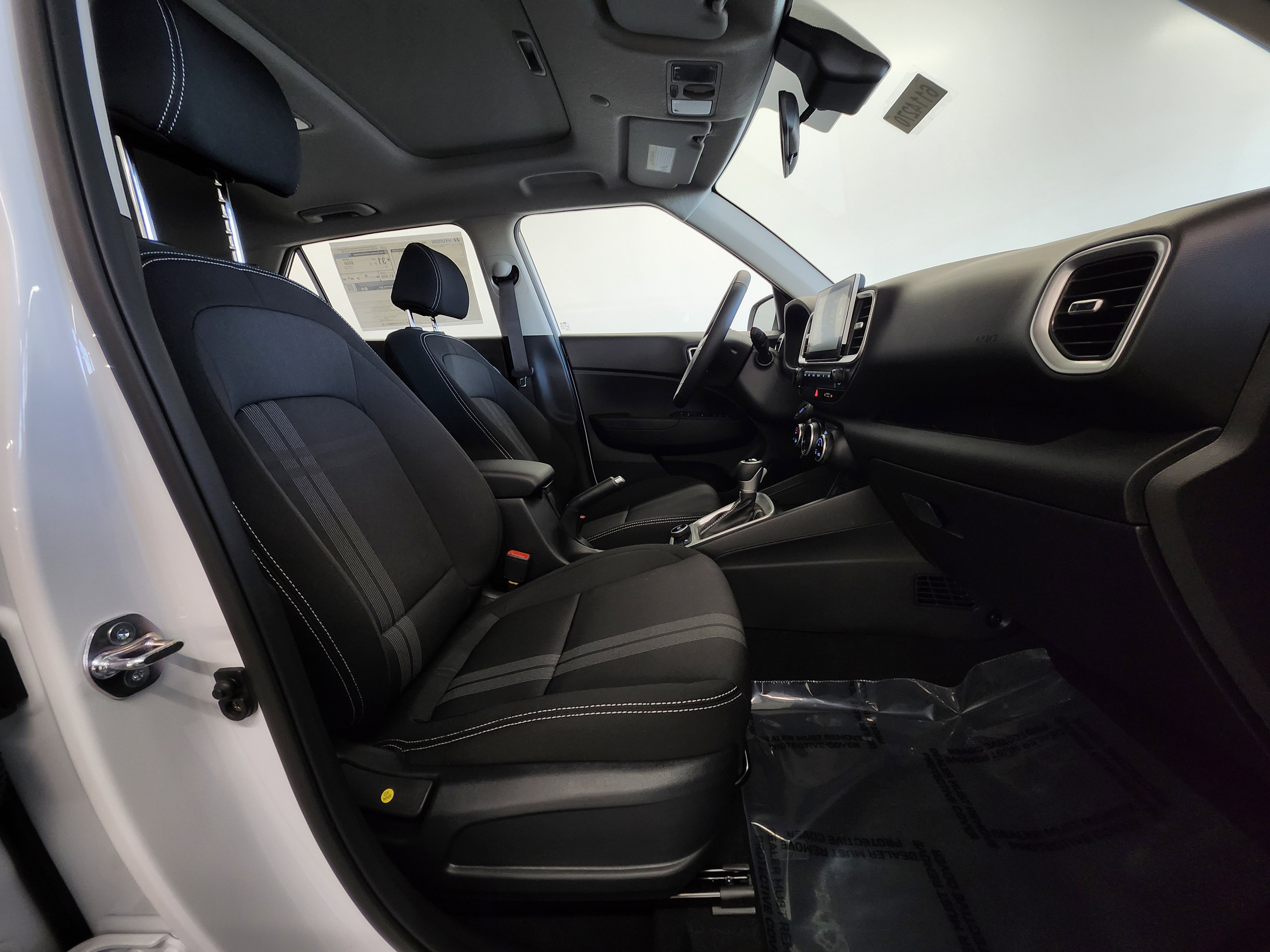 New 2026 Hyundai Venue SEL image 17