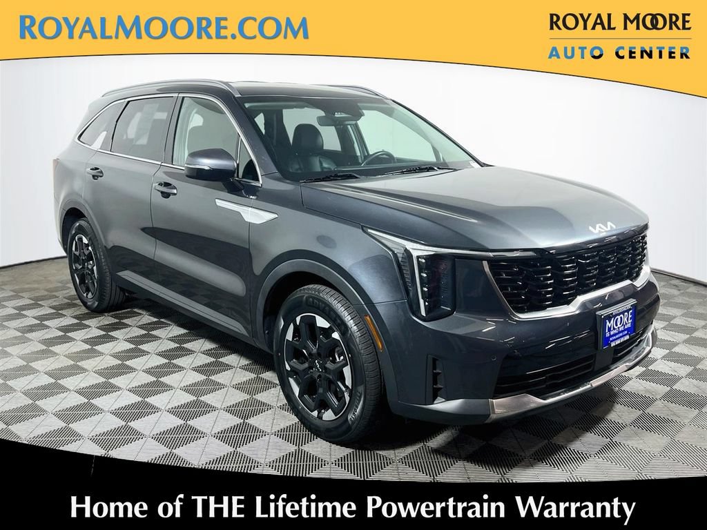 Used 2024 Kia Sorento S FWD image 1