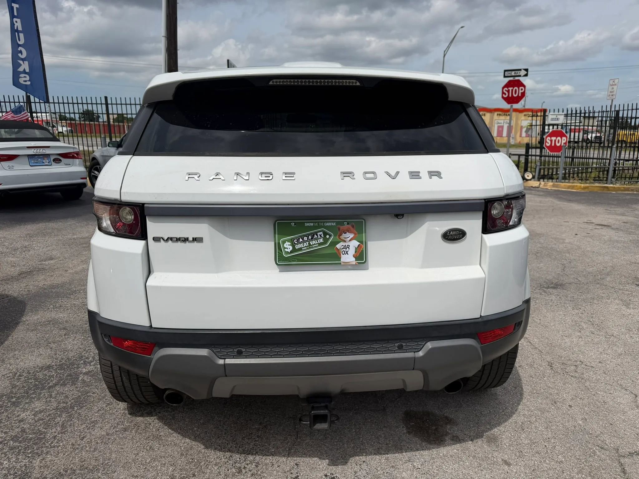 Used 2015 Land Rover Range Rover Evoque Pure Premium AWD/4WD image 5