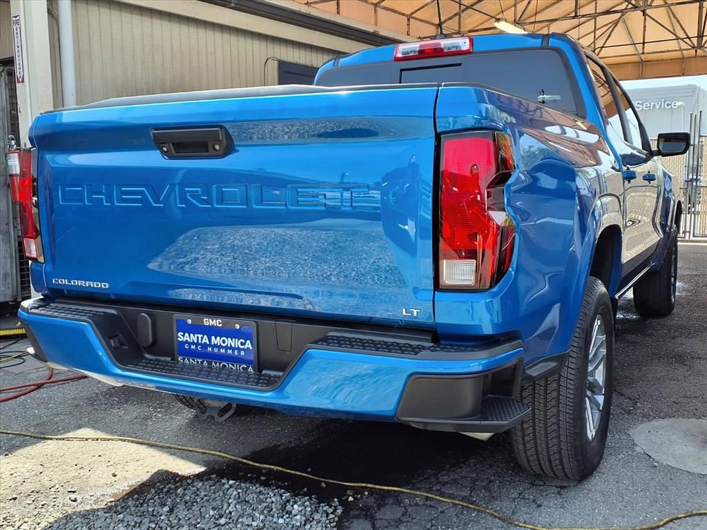 Used 2023 Chevrolet Colorado LT w/ LT Convenience Package RWD image 9