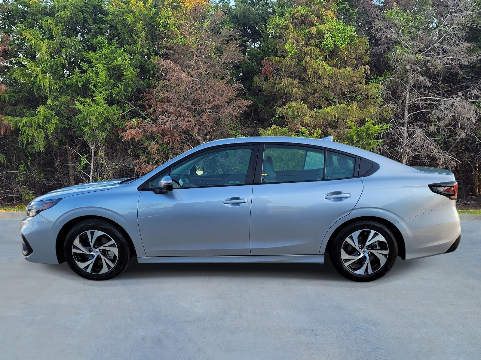 Certified 2025 Subaru Legacy Premium AWD/4WD image 21
