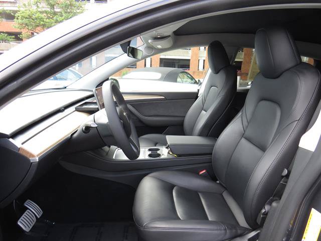 Used 2023 Tesla Model Y Performance AWD/4WD image 16