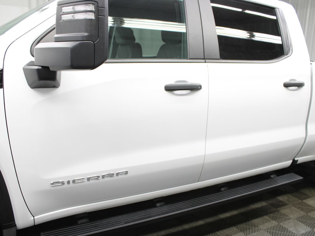 Used 2025 GMC Sierra 1500 Pro w/ Graphite Edition AWD/4WD image 40