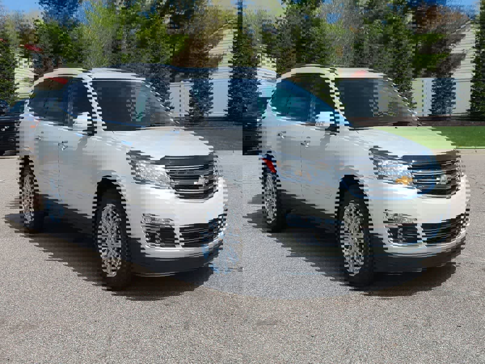 Used 2015 Chevrolet Traverse LT AWD/4WD image 2