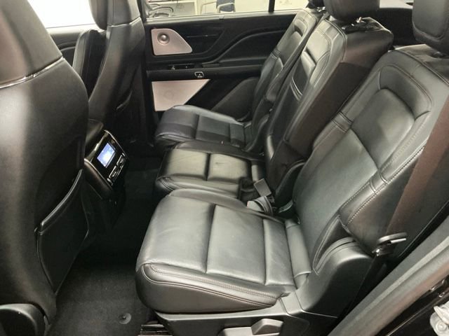Used 2023 Lincoln Aviator Grand Touring w/ Equipment Group 301A AWD/4WD image 11