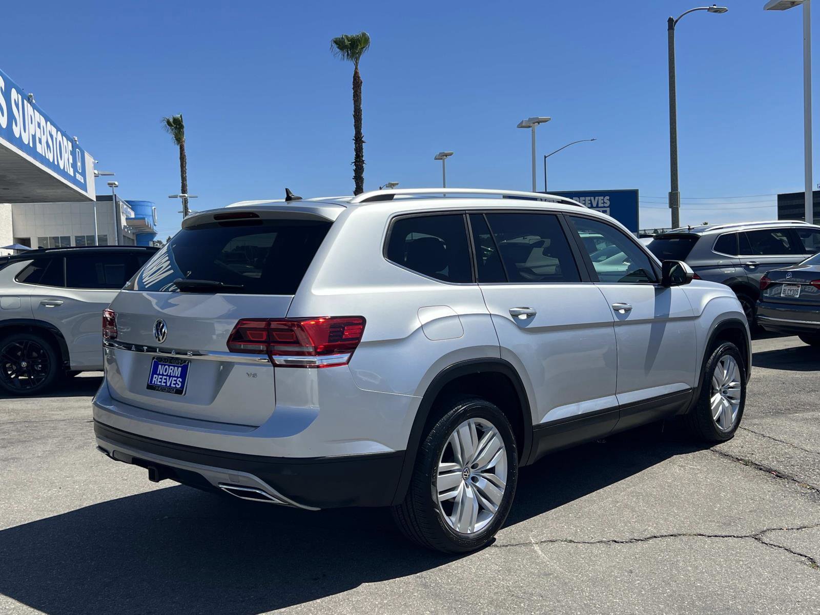 Used 2019 Volkswagen Atlas SE w/ Panoramic Sunroof Package image 27