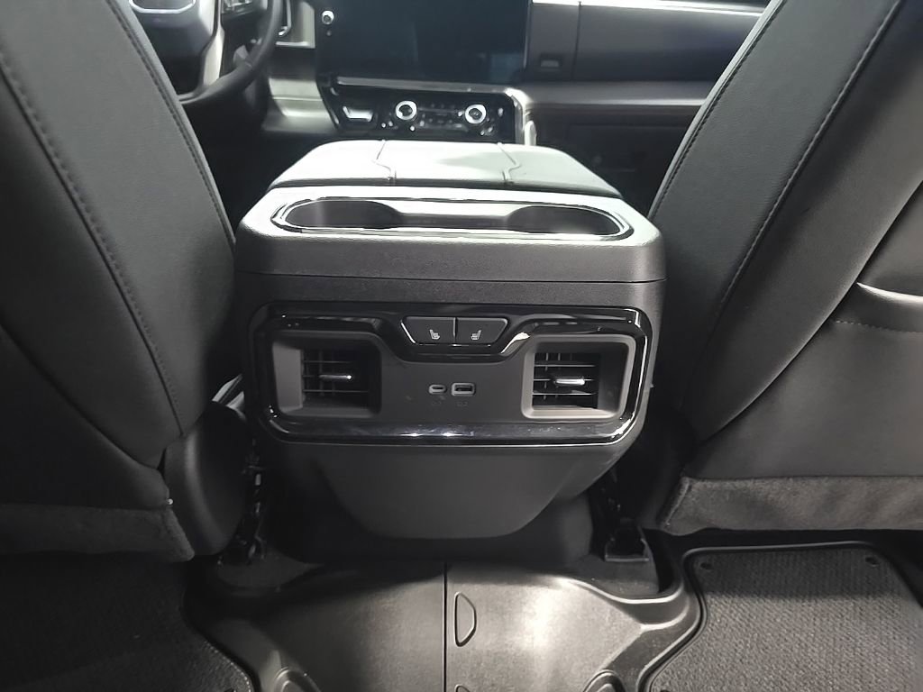 Used 2024 GMC Sierra 1500 AT4 w/ Technology Package image 24