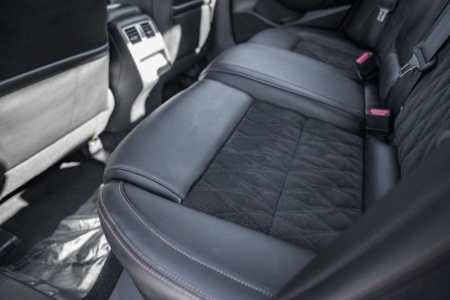 Used 2022 Nissan Maxima SR w/ Sport Mat Group image 31