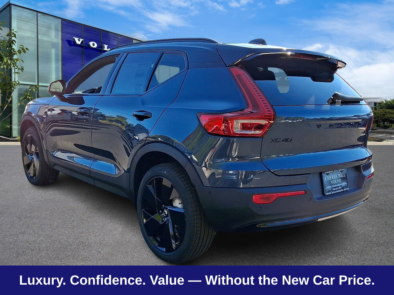 New 2026 Volvo XC40 B5 Ultra w/ Protection Package Premier AWD/4WD image 3