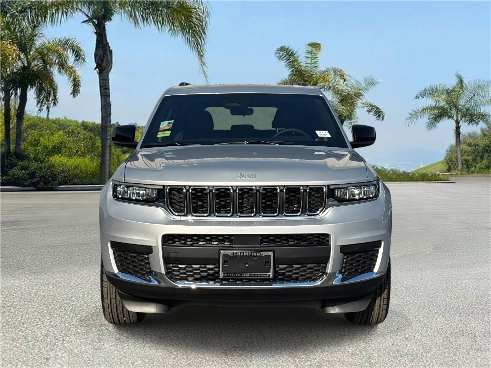 New 2026 Jeep Grand Cherokee L 2WD image 3