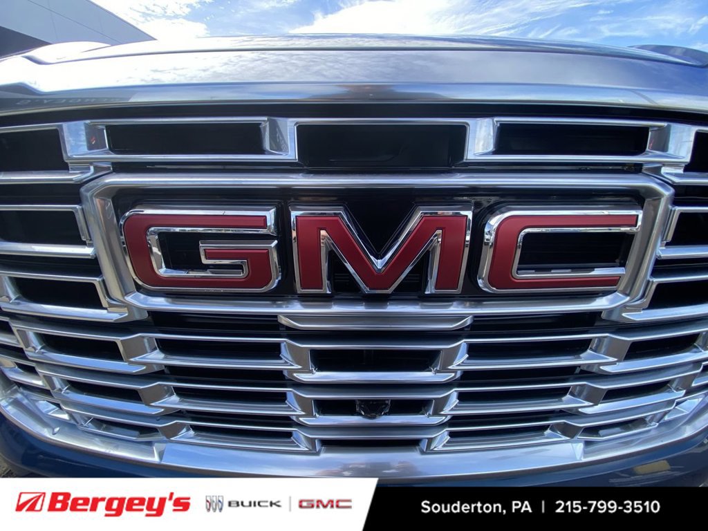 New 2026 GMC Yukon Denali w/ Denali Reserve Package AWD/4WD image 33