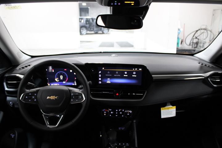 New 2026 Chevrolet TrailBlazer LT w/ Convenience Package image 3