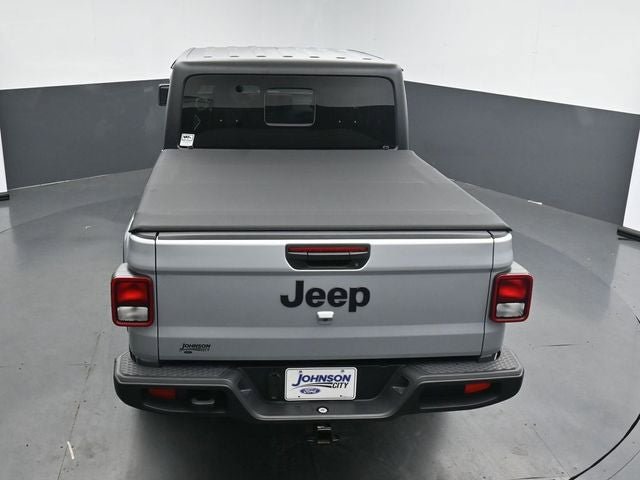 Used 2024 Jeep Gladiator Sport image 24