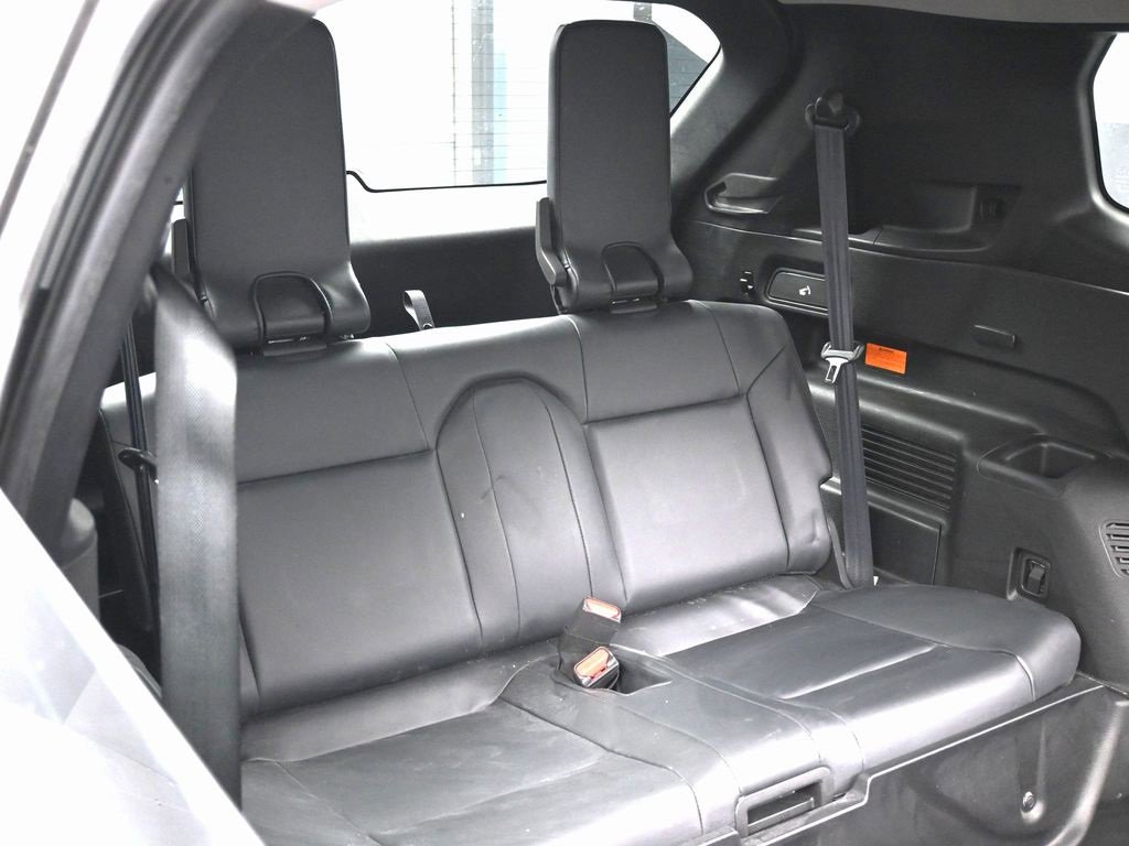 Used 2023 Mitsubishi Outlander SE image 32