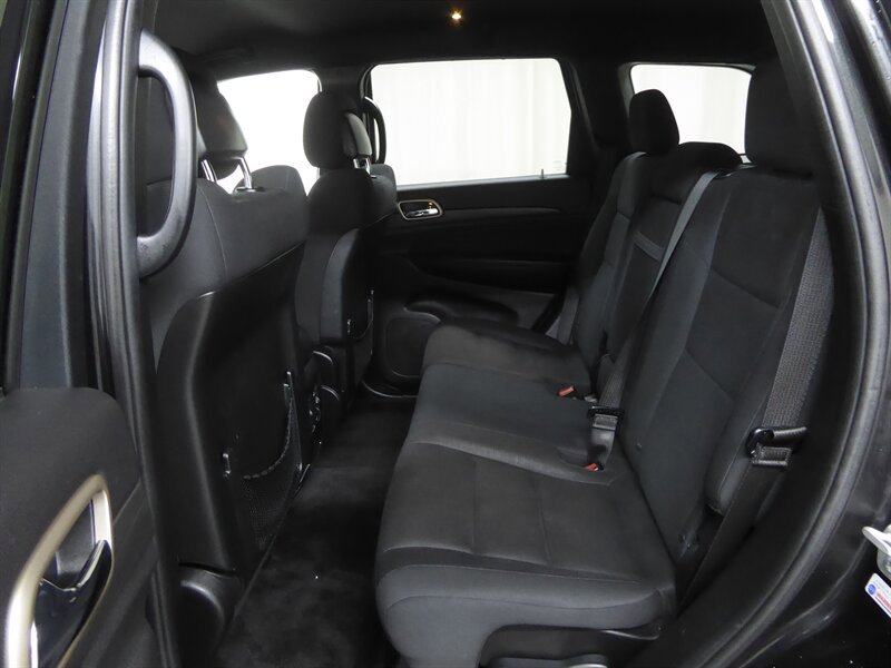 Used 2016 Jeep Grand Cherokee Laredo w/ Quick Order Package 23E AWD/4WD image 26