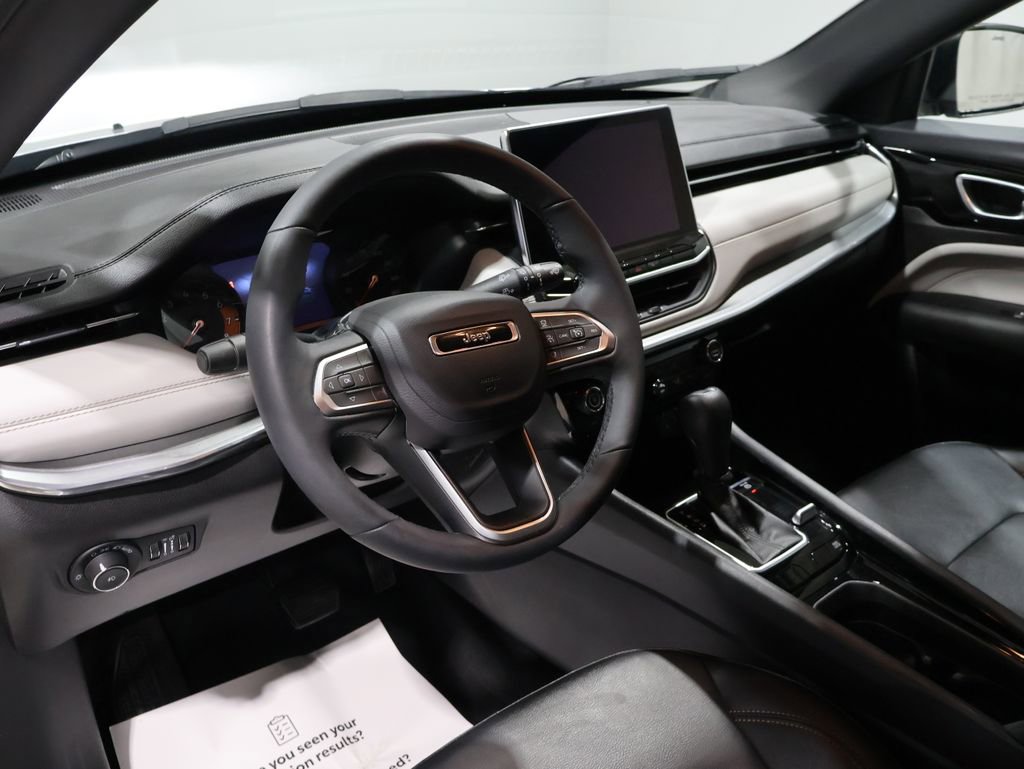 Certified 2024 Jeep Compass Limited image 17
