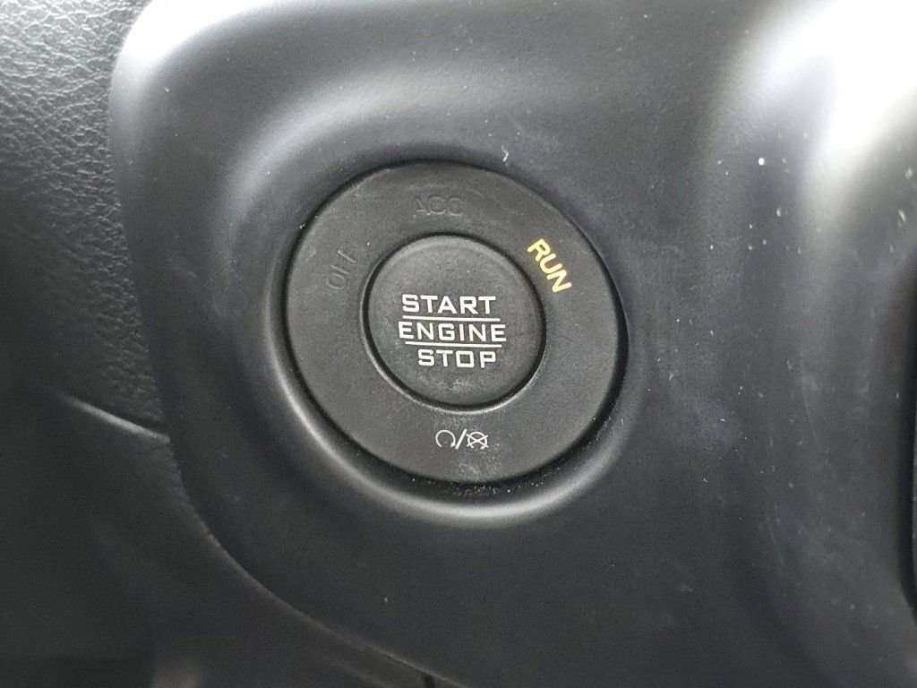 Used 2020 Jeep Wrangler Sport AWD/4WD image 8