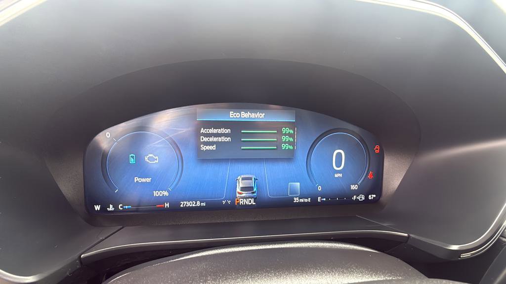 Certified 2023 Ford Escape Platinum image 30