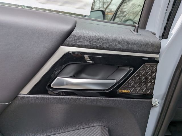 New 2026 Mitsubishi Outlander SE image 26