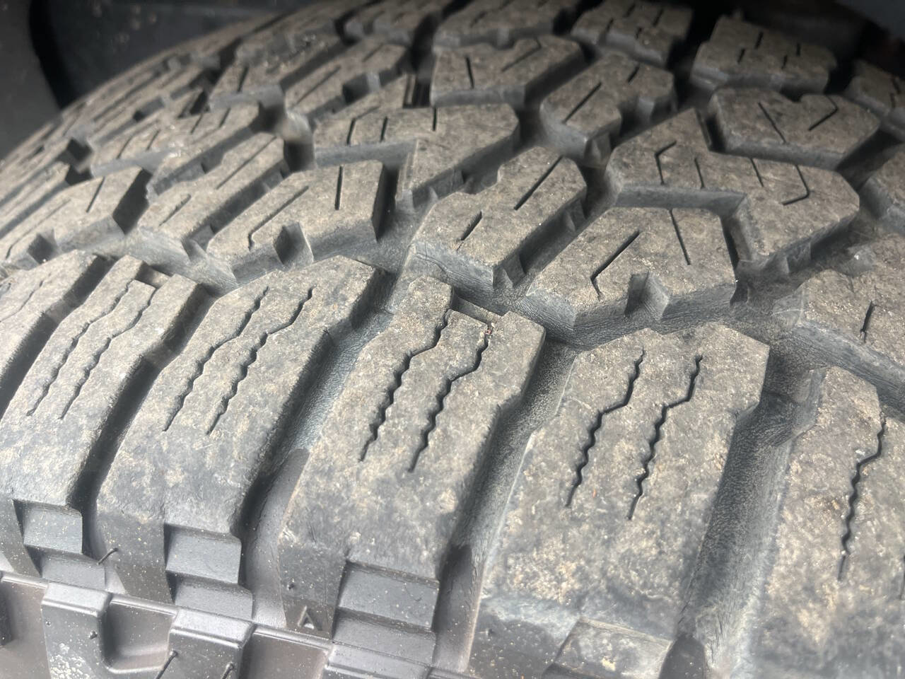 Used 2007 Ford Explorer Sport Trac Limited image 14