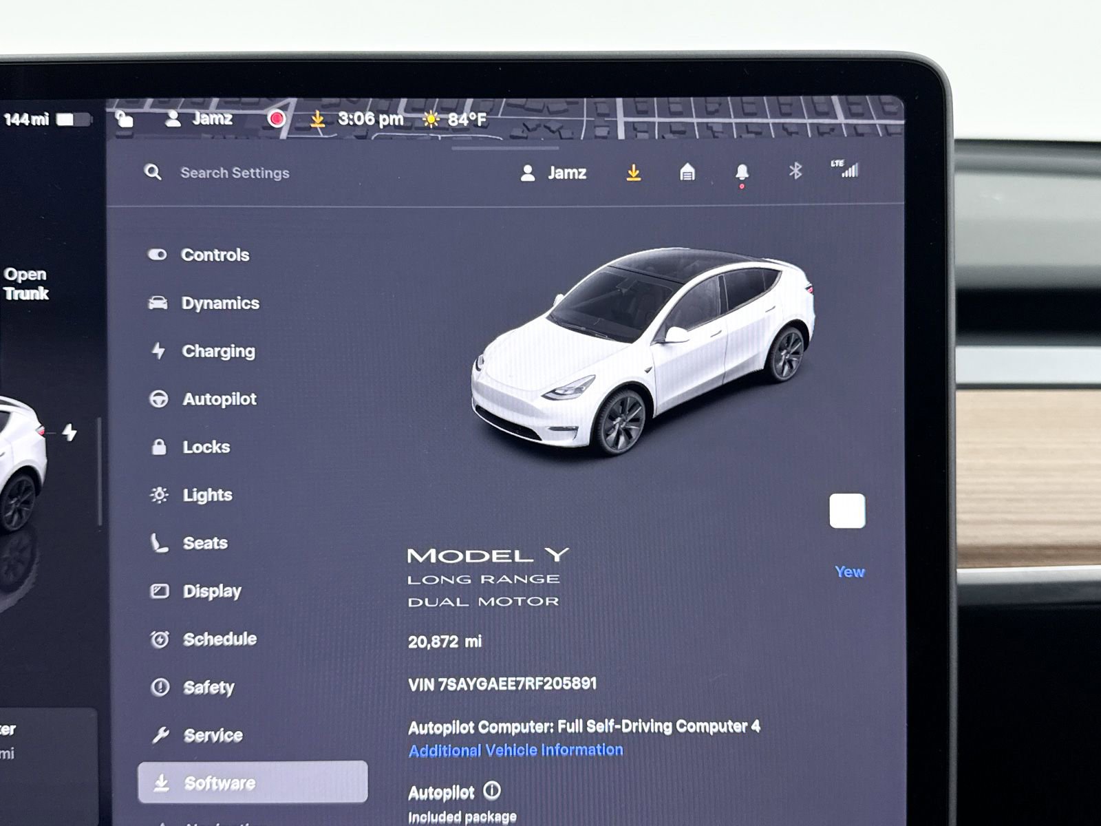 Used 2024 Tesla Model Y Long Range image 36