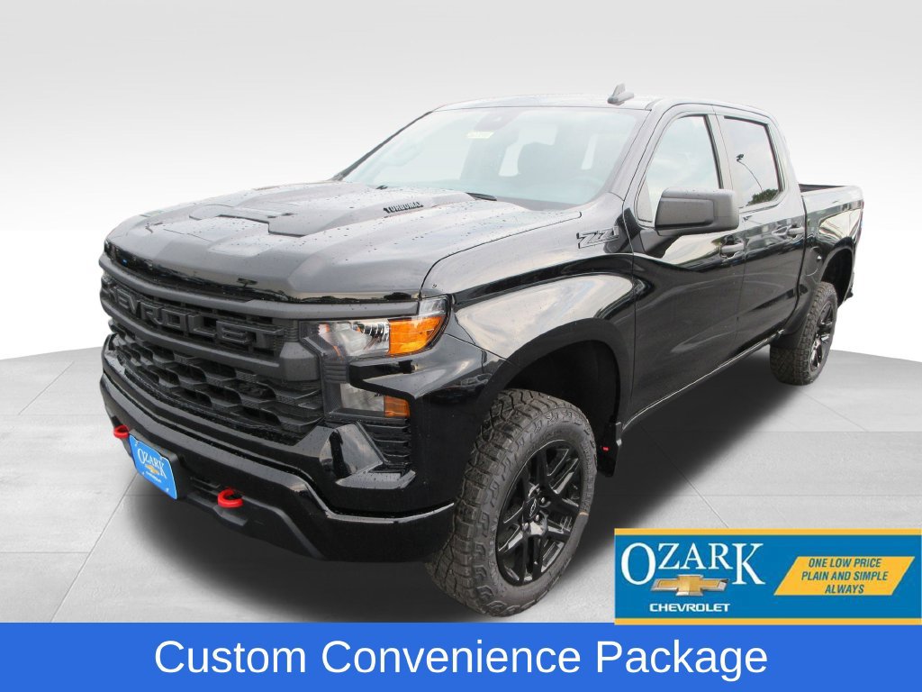 New 2026 Chevrolet Silverado 1500 Custom Trail Boss w/ LPO, Dark Essentials Package AWD/4WD 360° Tour