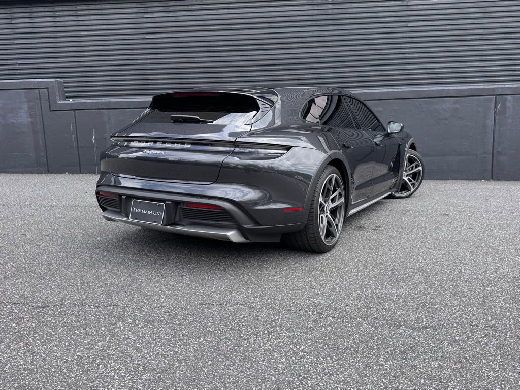 Certified 2022 Porsche Taycan 4 Cross Turismo AWD/4WD image 10