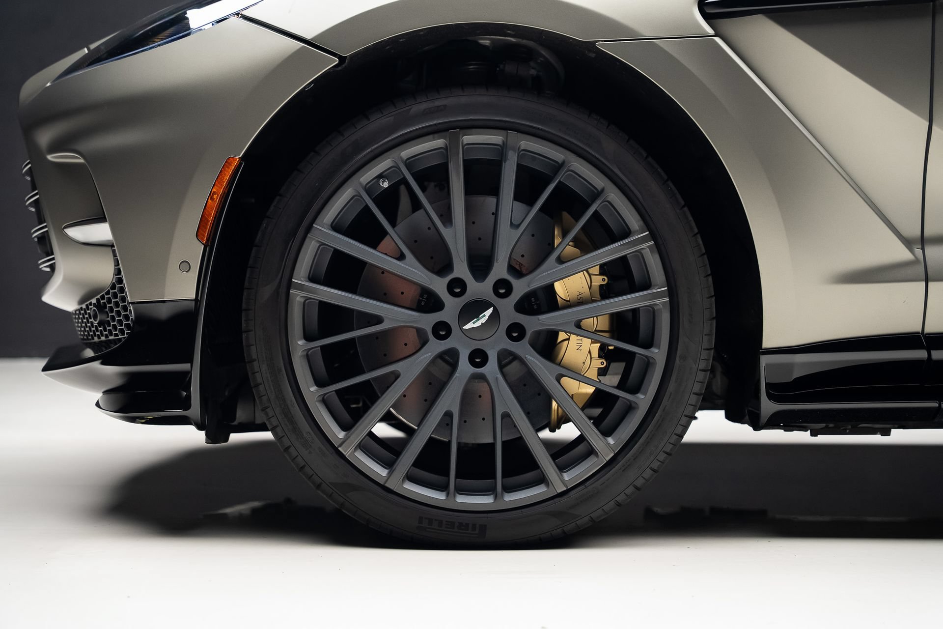 Used 2023 Aston Martin DBX 707 AWD/4WD image 19