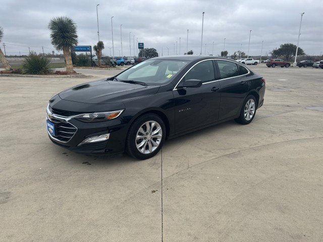 Used 2025 Chevrolet Malibu LT image 3