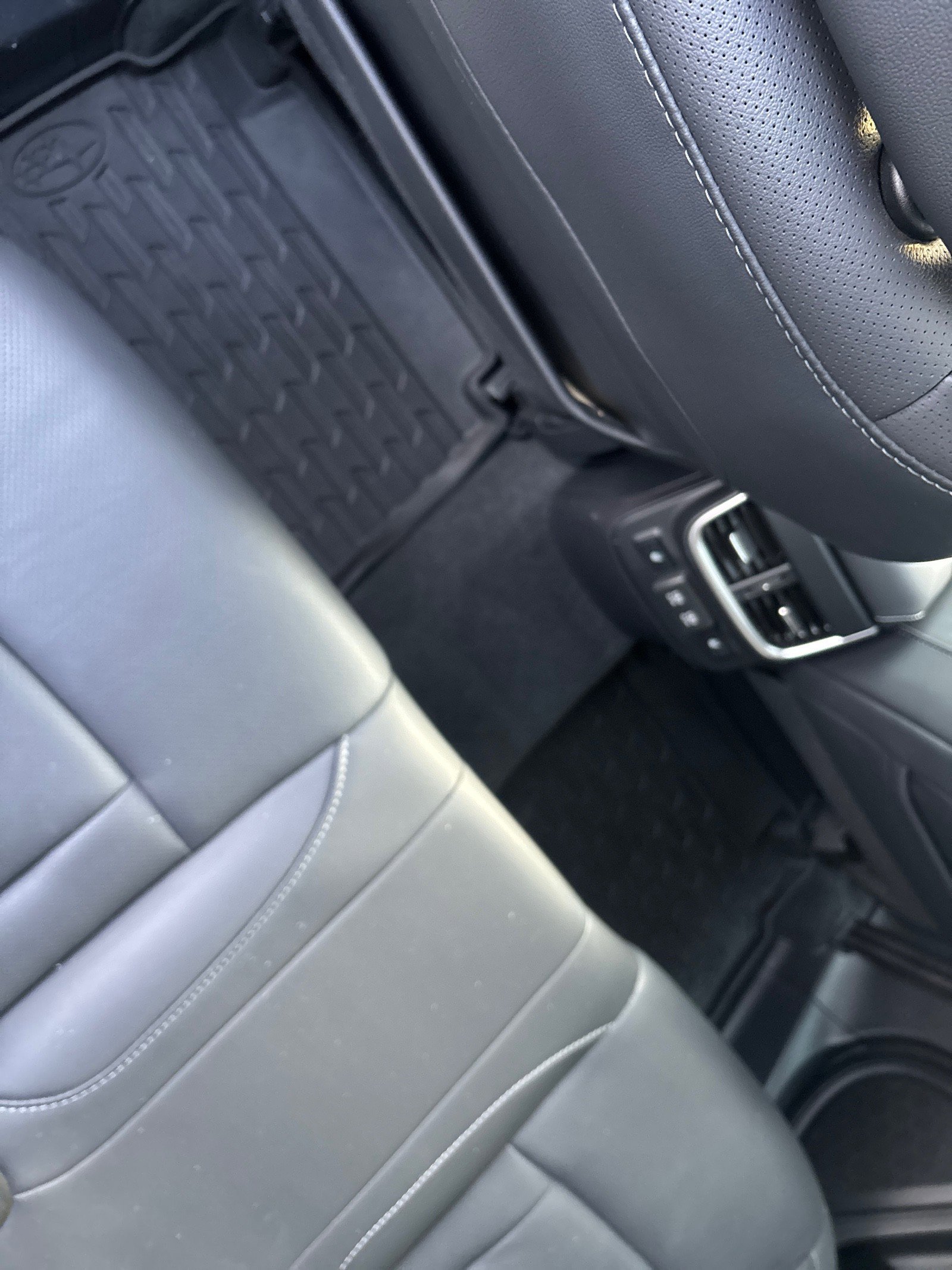 Used 2020 Subaru Outback Limited w/ Popular Package #2 image 36