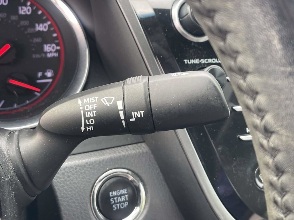 Used 2020 Toyota Camry XSE FWD image 25