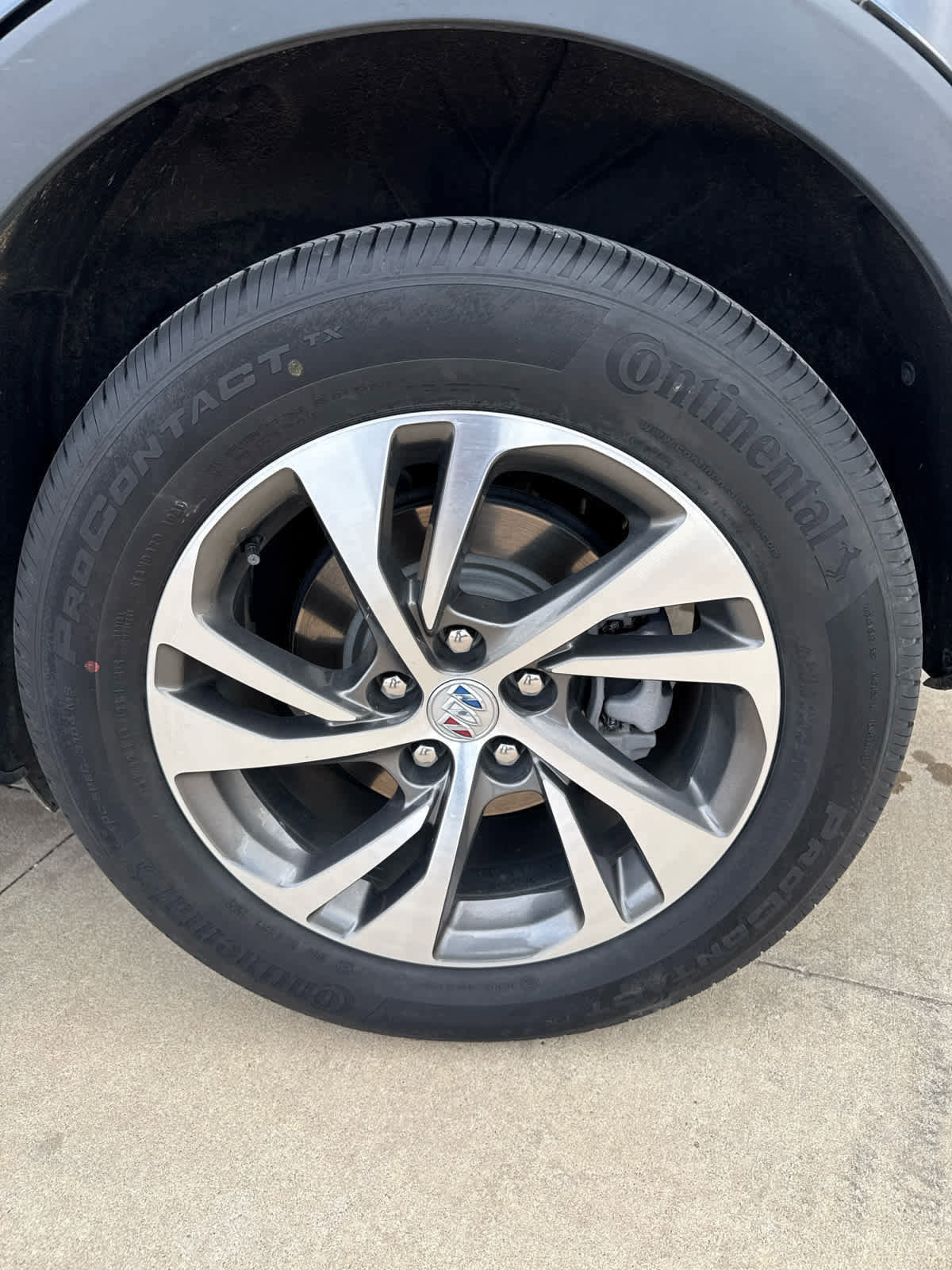 Used 2023 Buick Envision Essence image 11