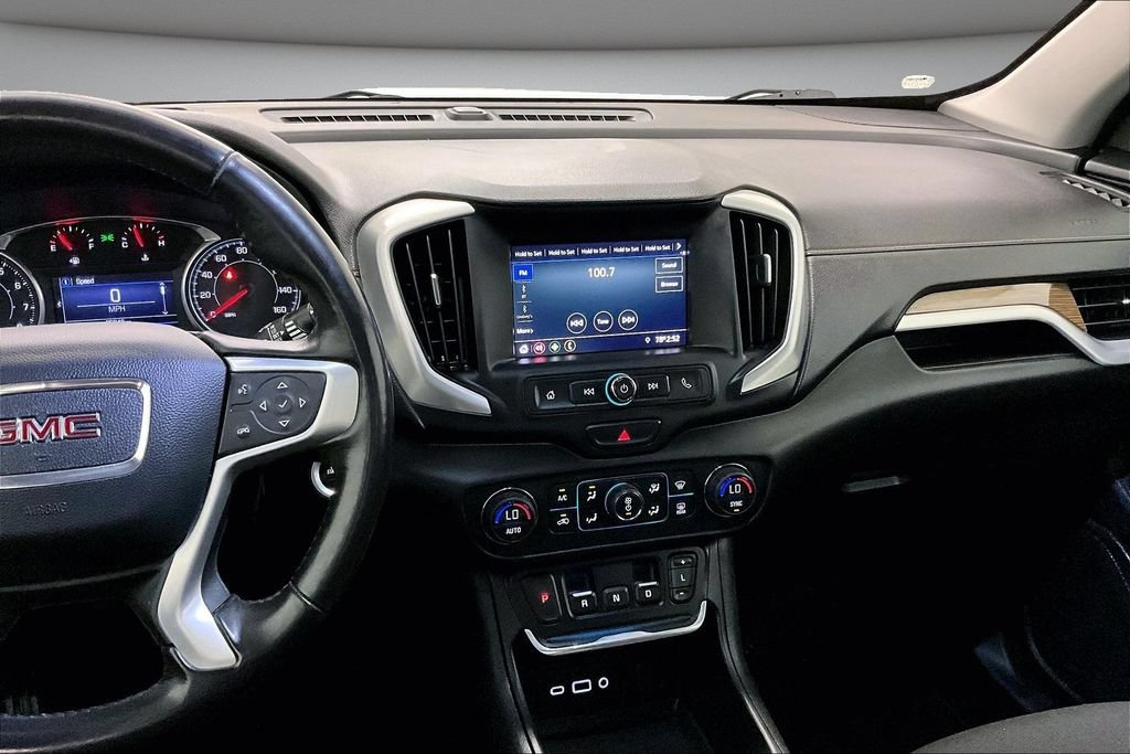 Used 2021 GMC Terrain SLE w/ Driver Convenience Package AWD/4WD image 9