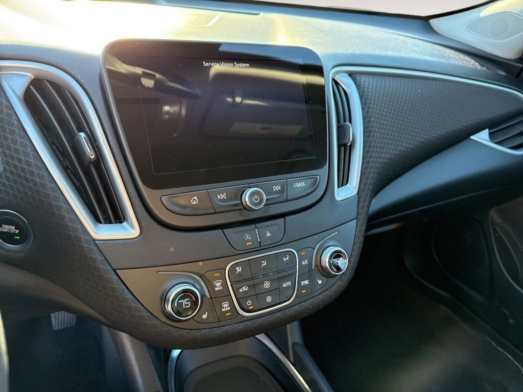 Used 2024 Chevrolet Malibu LT image 33