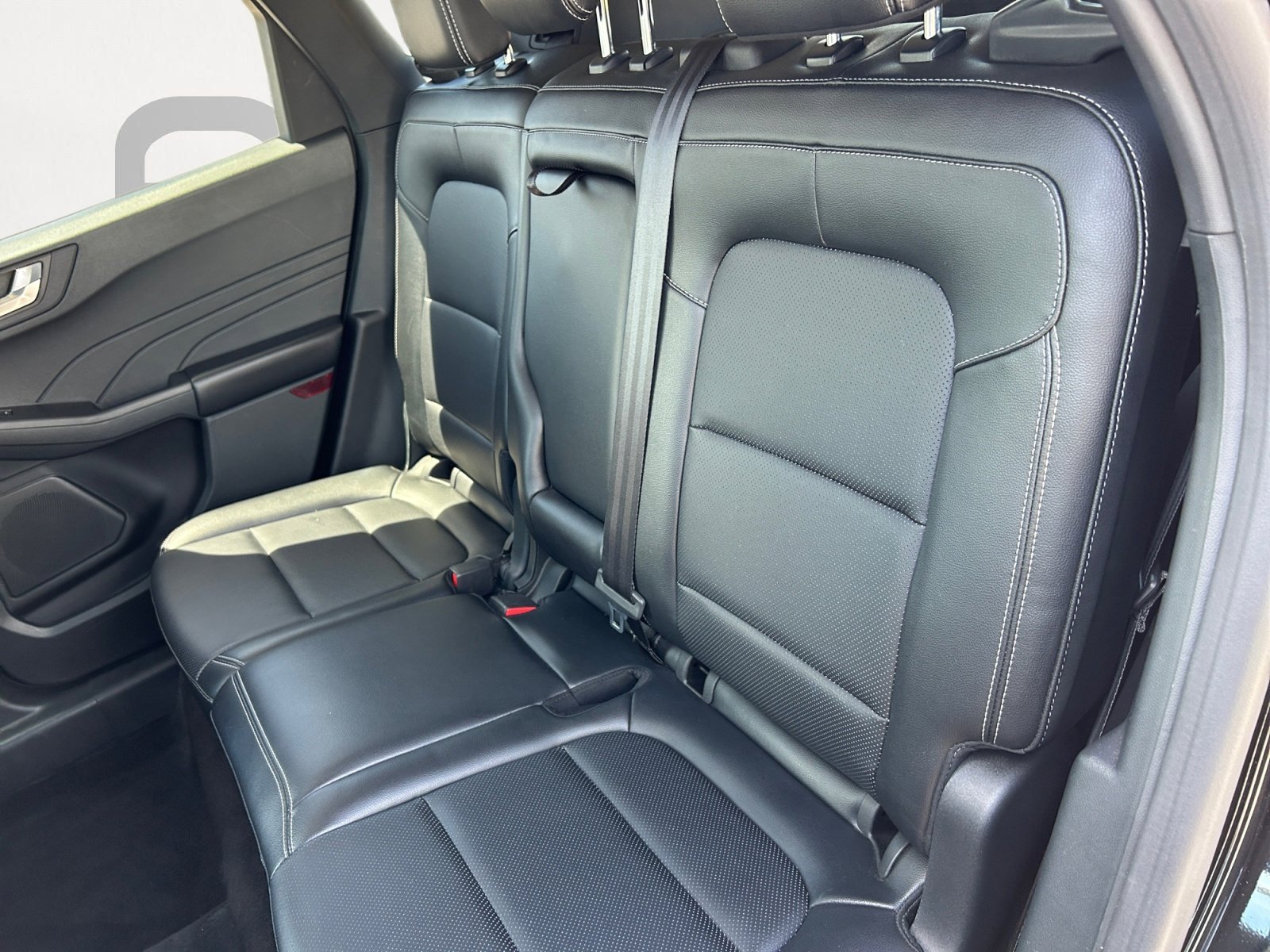 Used 2022 Ford Escape SEL FWD image 19