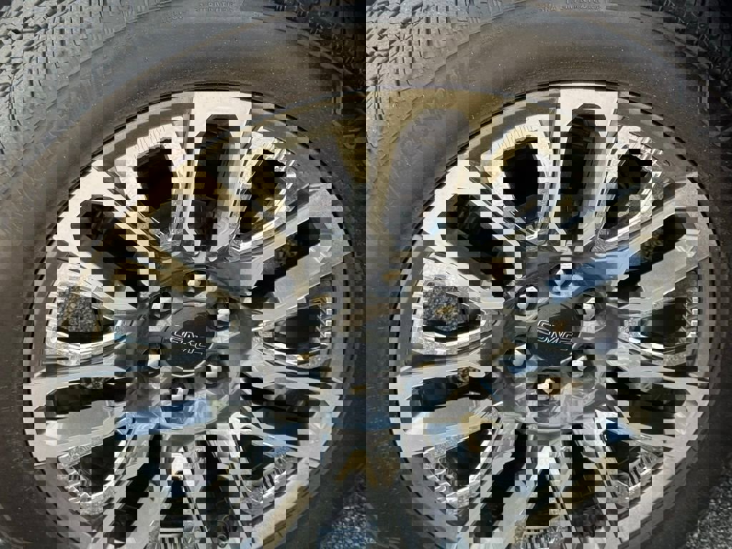 Used 2025 GMC Sierra 1500 Denali Ultimate image 14