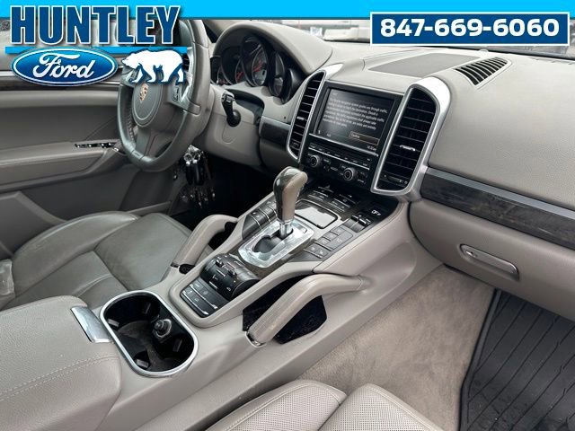 Used 2011 Porsche Cayenne S AWD/4WD image 10