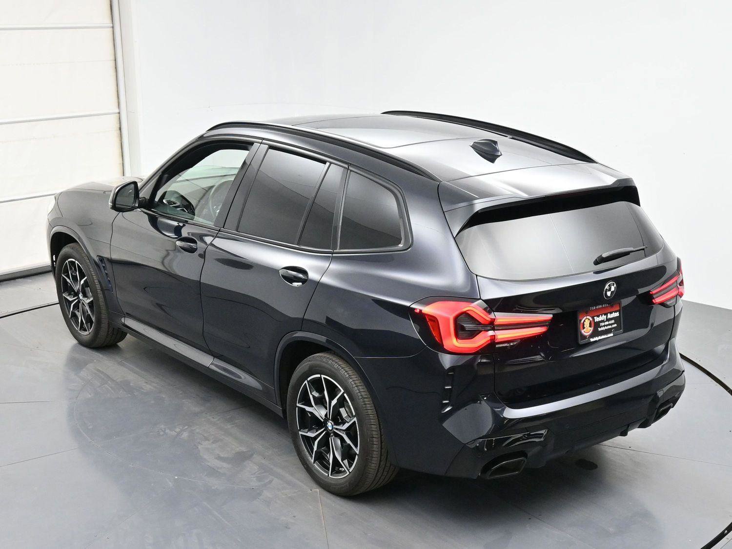 Used 2022 BMW X3 xDrive30i w/ M Sport Package image 34